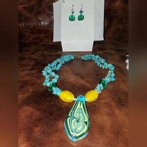 Turquoise and Yellow Glas Beaded Necklace & Earings Set